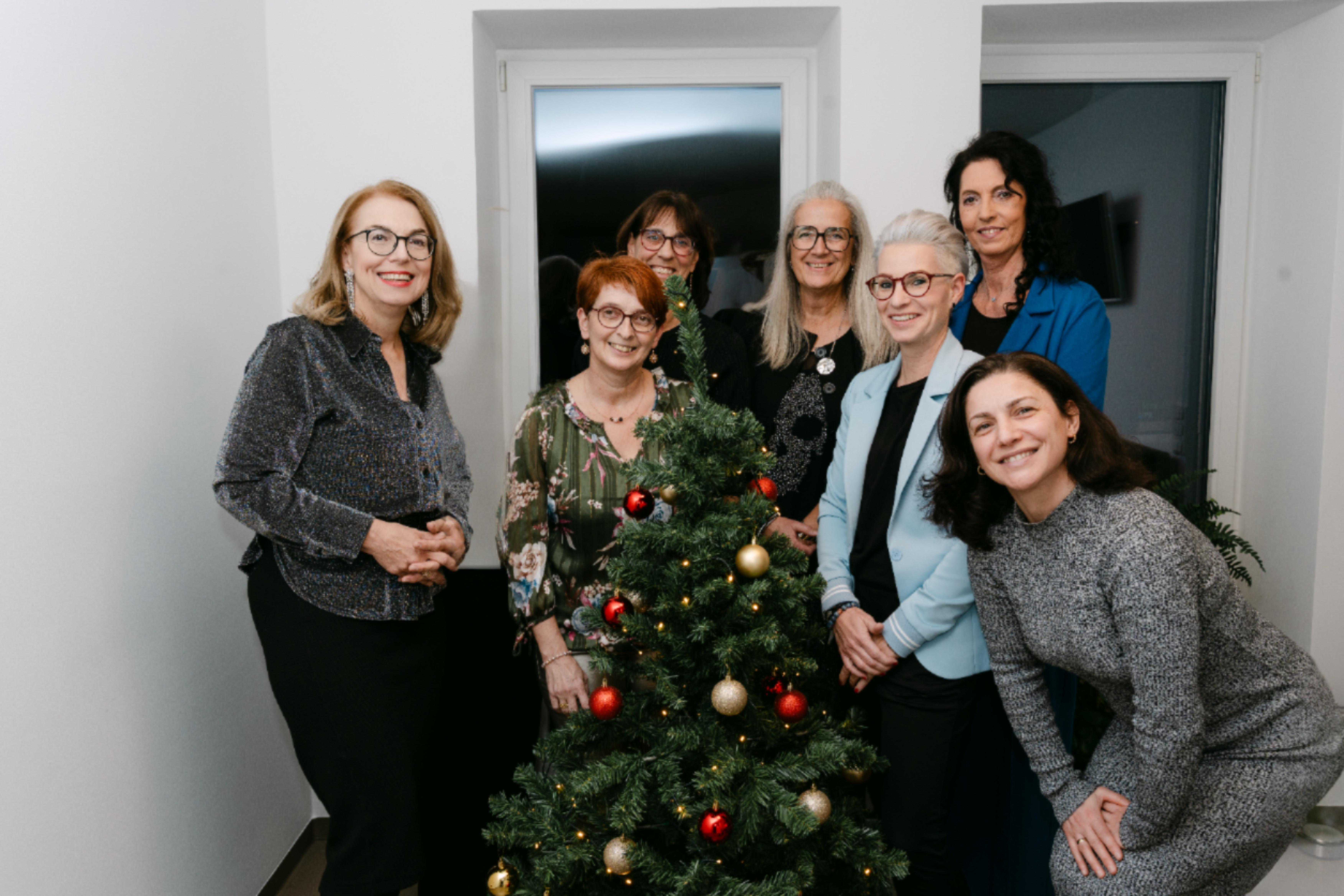 Teamfoto Weihnachten 2025